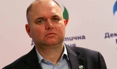 Владислав Панев, ДБ: Прав е Слави Трифонов, има проблеми в коалицията